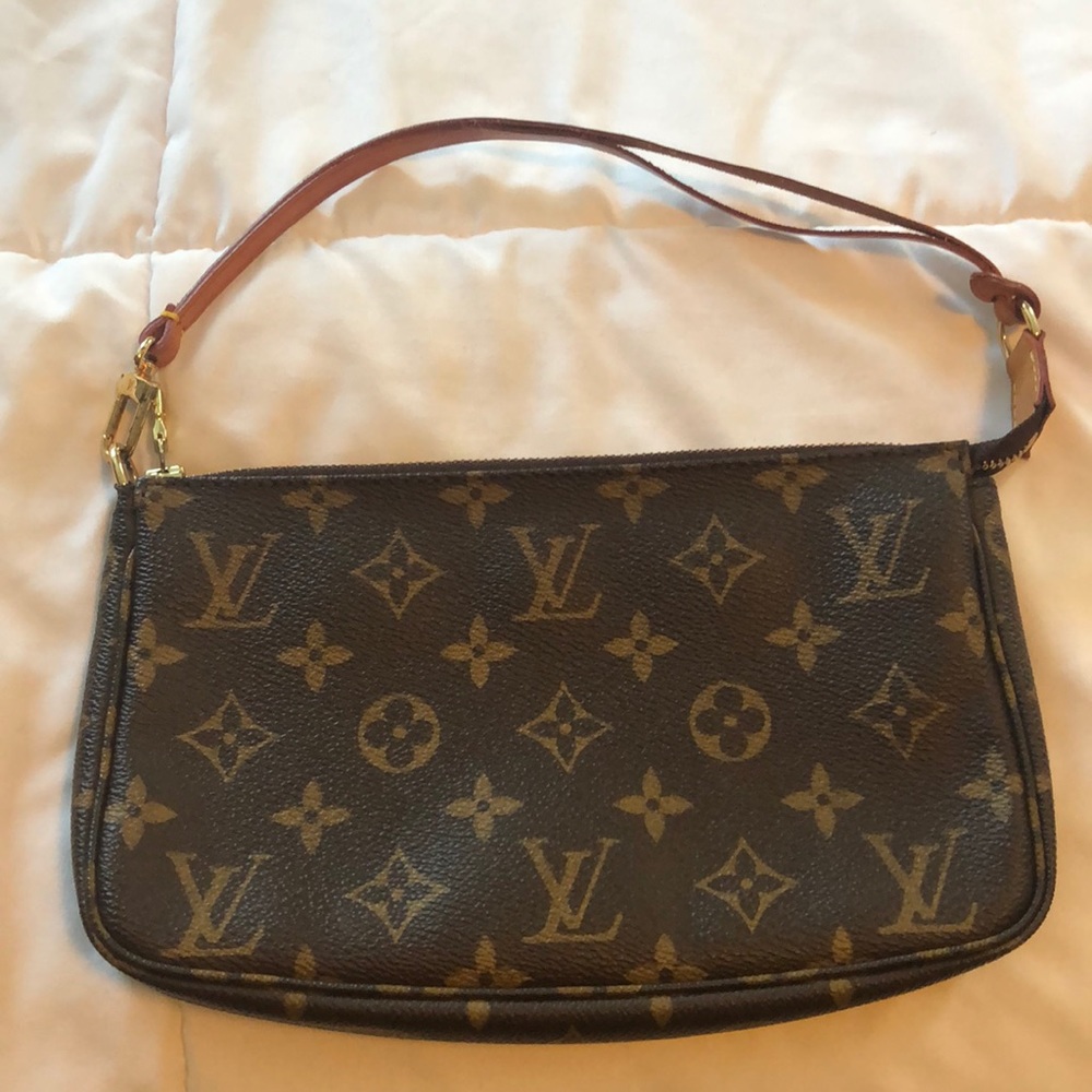 Louis Vuitton mini bag